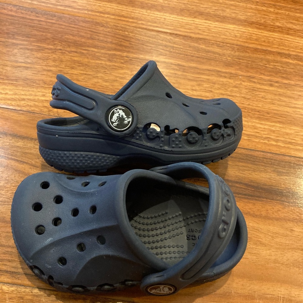 Crocs Kids Classic Clog Slip-On Boys & Girls Navy Blue Size C5 Summer Shoes - Picture 4 of 7